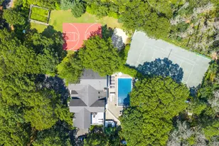 9 Rosebud Ln, East Quogue, NY 11959 - Photo 2