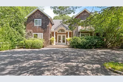 9 Rosebud Lane, East Quogue, NY 11959 - Photo 4