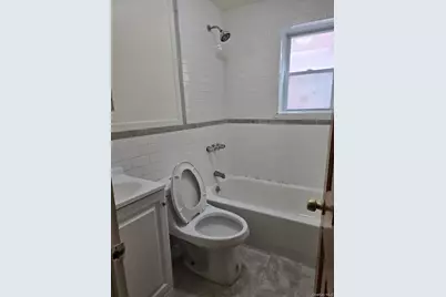 10913 127th Street, Richmond Hill S., NY 11420 - Photo 4