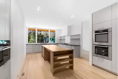 16 Arbor Path, Amagansett, NY 11930 - Photo 4