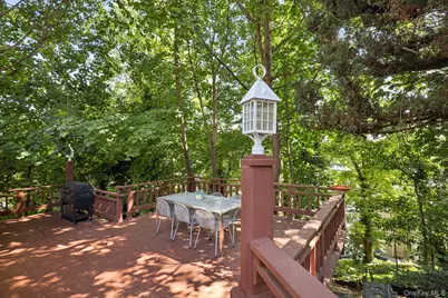 230 Cook Street, Huntington Station, NY 11746 - Photo 38