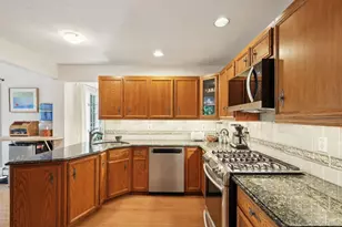 230 Cook St, Huntington Station, NY 11746 - Photo 14