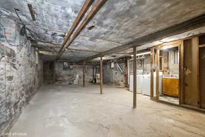 4261 Byron Avenue, Bronx, NY 10466 - Photo 36