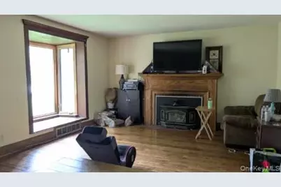 22 Old Mill Road, Poughkeepsie, NY 12603 - Photo 8