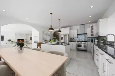 4 Angelas Place #1, Bronx, NY 10465 - Photo 6