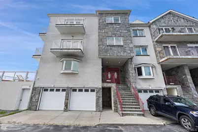 4 Angelas Place #1, Bronx, NY 10465 - Photo 32