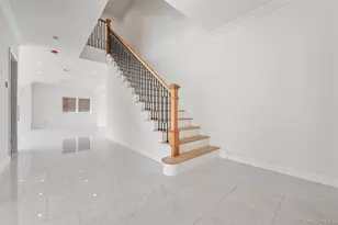 4 Angelas Pl, Bronx, NY 10465 - Photo 34