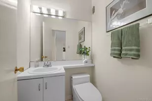 5 Schenck Ave, Great Neck, NY 11021 - Photo 12