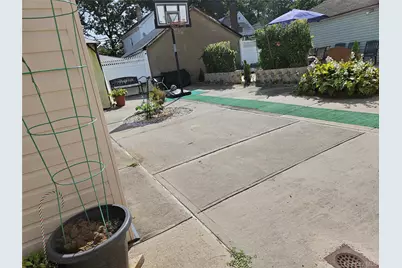 [Address not provided], Briarwood, NY 11435 - Photo 16