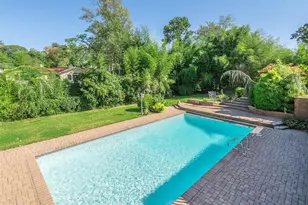 32 Carriage Rd, Great Neck, NY 11024 - Photo 28