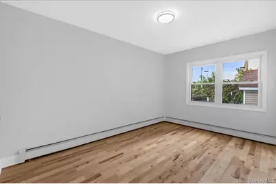 1686 Rosalind Avenue, Elmont, NY 11003 - Photo 20