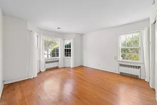 298 Nassau Pkwy, Oceanside, NY 11572 - Photo 16