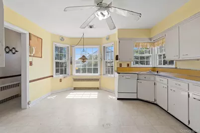 298 Nassau Parkway, Oceanside, NY 11572 - Photo 12