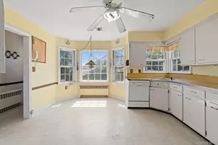 298 Nassau Pkwy, Oceanside, NY 11572 - Photo 12