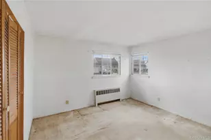 207 N Nassau Ave, Massapequa, NY 11758 - Photo 18