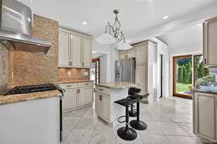 26 9th St, Locust Valley, NY 11560 - Photo 16