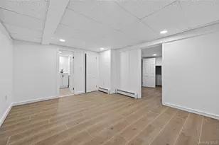 26 9th St, Locust Valley, NY 11560 - Photo 28