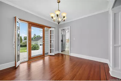 26 9th Street, Locust Valley, NY 11560 - Photo 14