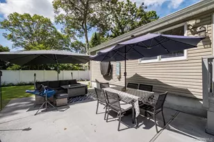 68 Crestwood Dr, Shirley, NY 11967 - Photo 18