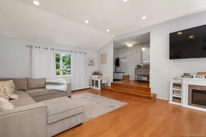 68 Crestwood Drive, Shirley, NY 11967 - Photo 8