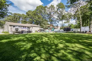 68 Crestwood Dr, Shirley, NY 11967 - Photo 24