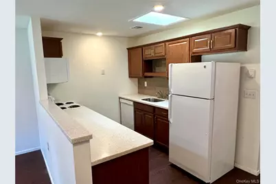 171B Ventry Court #171B, Ridge, NY 11961 - Photo 6