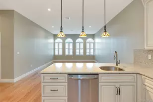 10 Wall St, Huntington, NY 11743 - Photo 8