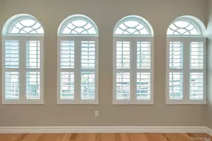 10 Wall St, Huntington, NY 11743 - Photo 6