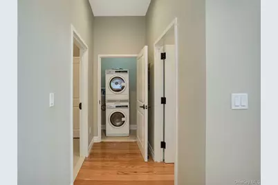 10 Wall Street #3A, Huntington, NY 11743 - Photo 10