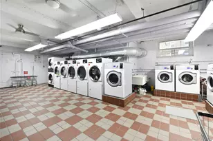 67-66 108th St, Forest Hills, NY 11375 - Photo 18