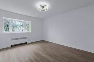 233 Lee Ave, Hicksville, NY 11801 - Photo 14