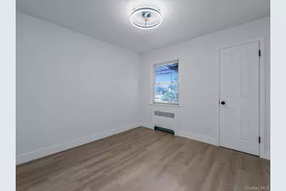 233 Lee Avenue, Hicksville, NY 11801 - Photo 16