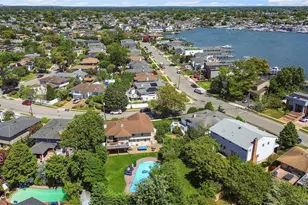 2998 Joyce Ln, Merrick, NY 11566 - Photo 44