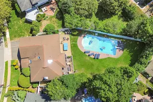 2998 Joyce Ln, Merrick, NY 11566 - Photo 40