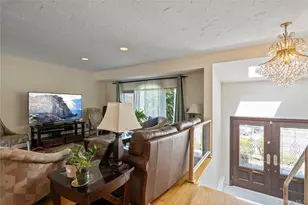 2998 Joyce Ln, Merrick, NY 11566 - Photo 8