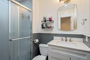 2998 Joyce Ln, Merrick, NY 11566 - Photo 16