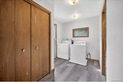 153-155 Schoolhouse Lane, Hopewell Junction, NY 12533 - Photo 42