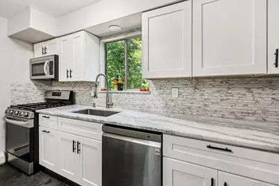 9 Crane Road, Middletown, NY 10941 - Photo 12