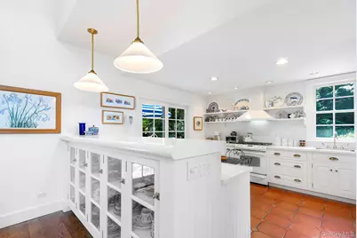 256 Main Street, Amagansett, NY 11930 - Photo 4