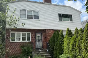 3186 Ampere Ave, Bronx, NY 10465 - Photo 2