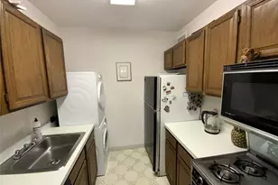 271-10 Grand Central Pkwy, Floral Park, NY 11005 - Photo 6