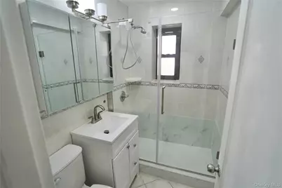 102-55 67th Road #3W, Forest Hills, NY 11375 - Photo 6