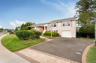 11 Eaton Rd, Syosset, NY 11791 - Photo 2