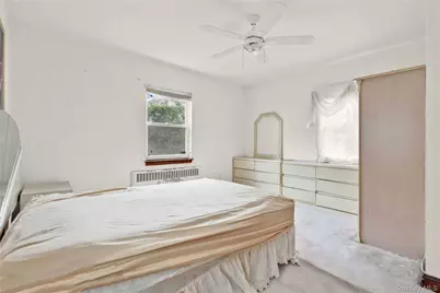 183-11 64th Avenue, Fresh Meadows, NY 11365 - Photo 16