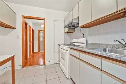 183-11 64th Avenue, Fresh Meadows, NY 11365 - Photo 26