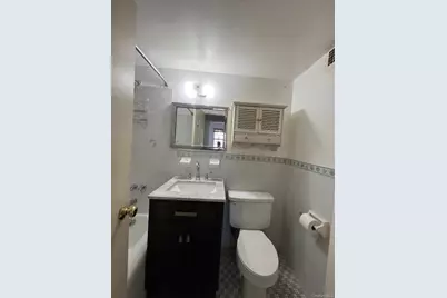 89-15 Parsons Boulevard #7D, Jamaica, NY 11432 - Photo 12
