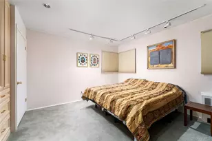 9 Eaton Rd, Syosset, NY 11791 - Photo 18