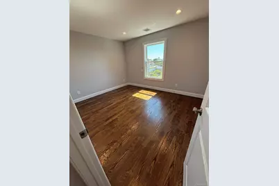3 Garfield Place, Lindenhurst, NY 11757 - Photo 14