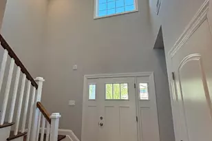 3 Garfield Pl, Lindenhurst, NY 11757 - Photo 2