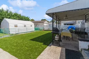 1472 Clay St, Elmont, NY 11003 - Photo 12